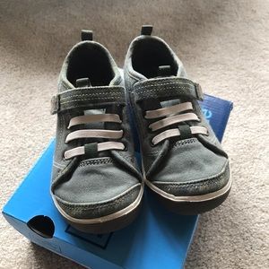 Stride rite Dakota size 9.5W